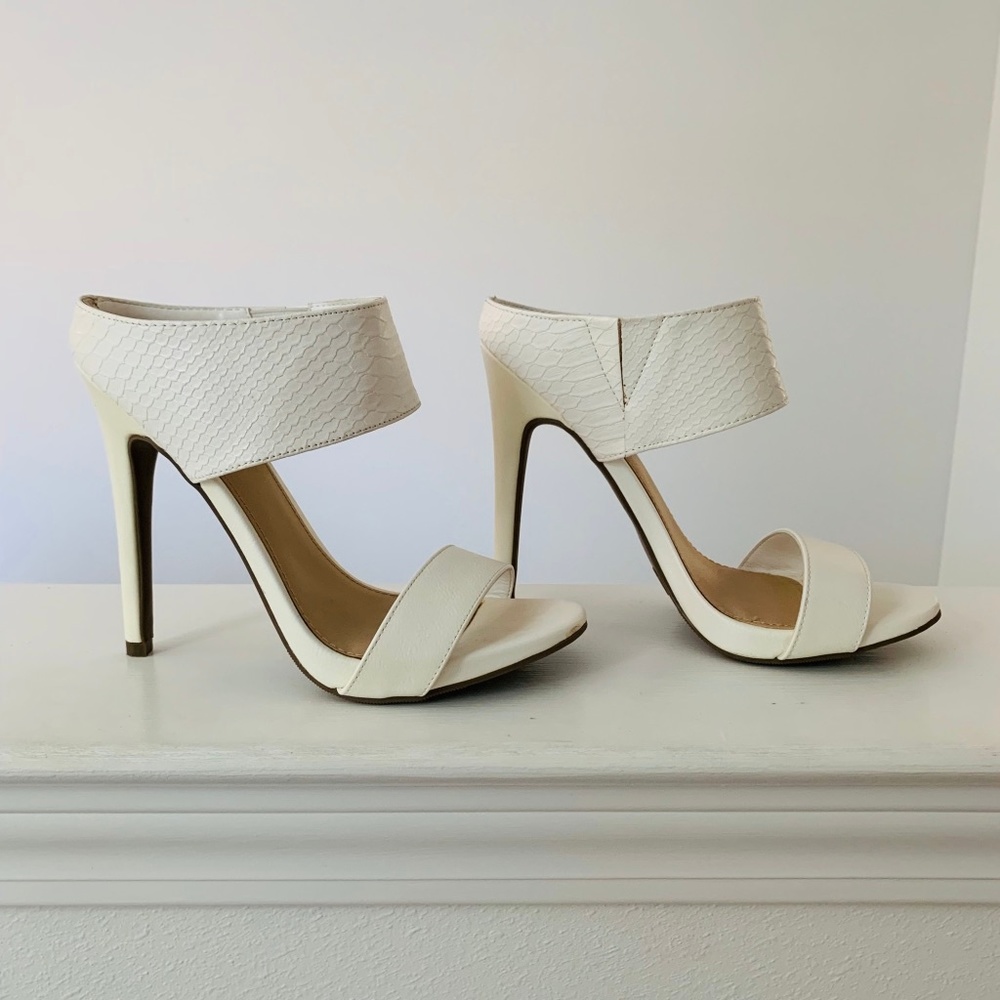 Mossimo White Mackenzie High Heel Mules